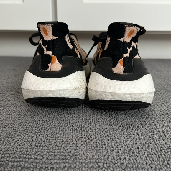 Adidas x Marimekko Ultra Boost Shoes - Picture 4 of 6